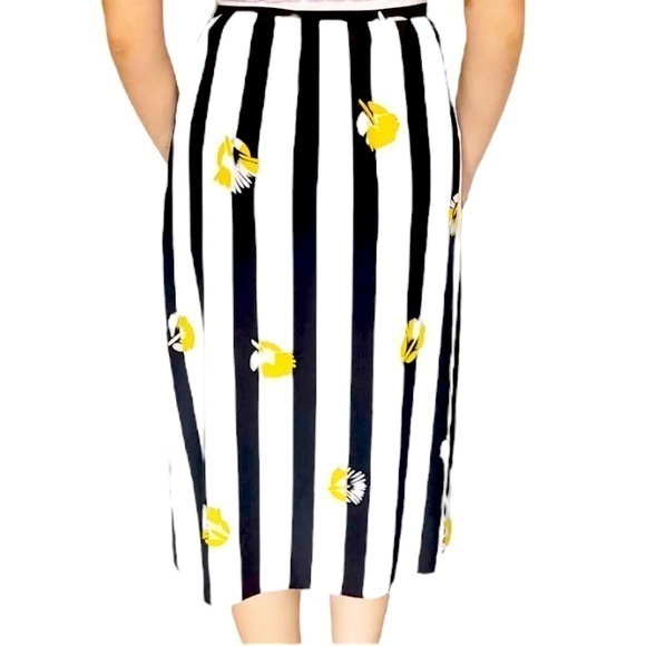 Sasson Dresses & Skirts - Sasson Stripe Floral Skirt